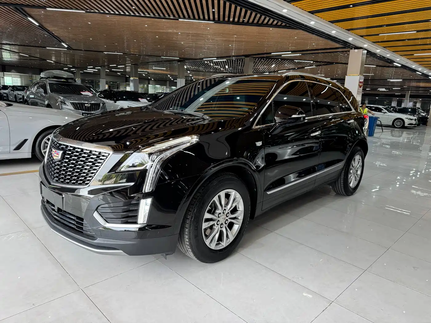 CADILLAC XT5