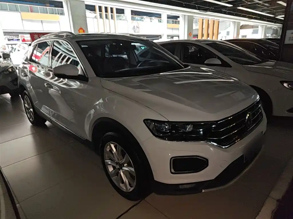 VOLKSWAGEN T-ROC EXPLORING SONGS