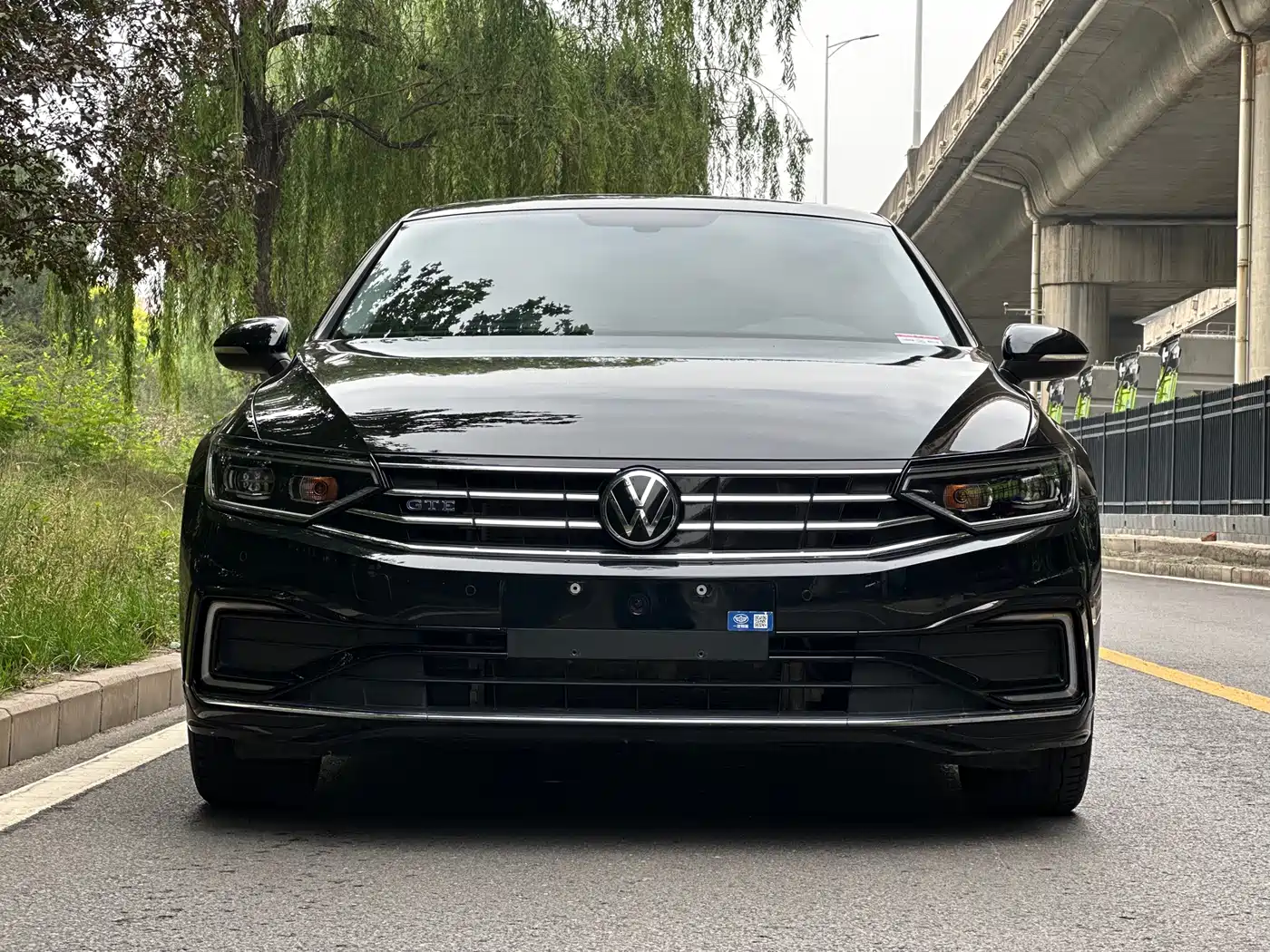Volkswagen Magotan GTE Plug-in Hybrid 2022 GTE Luxury фото 2