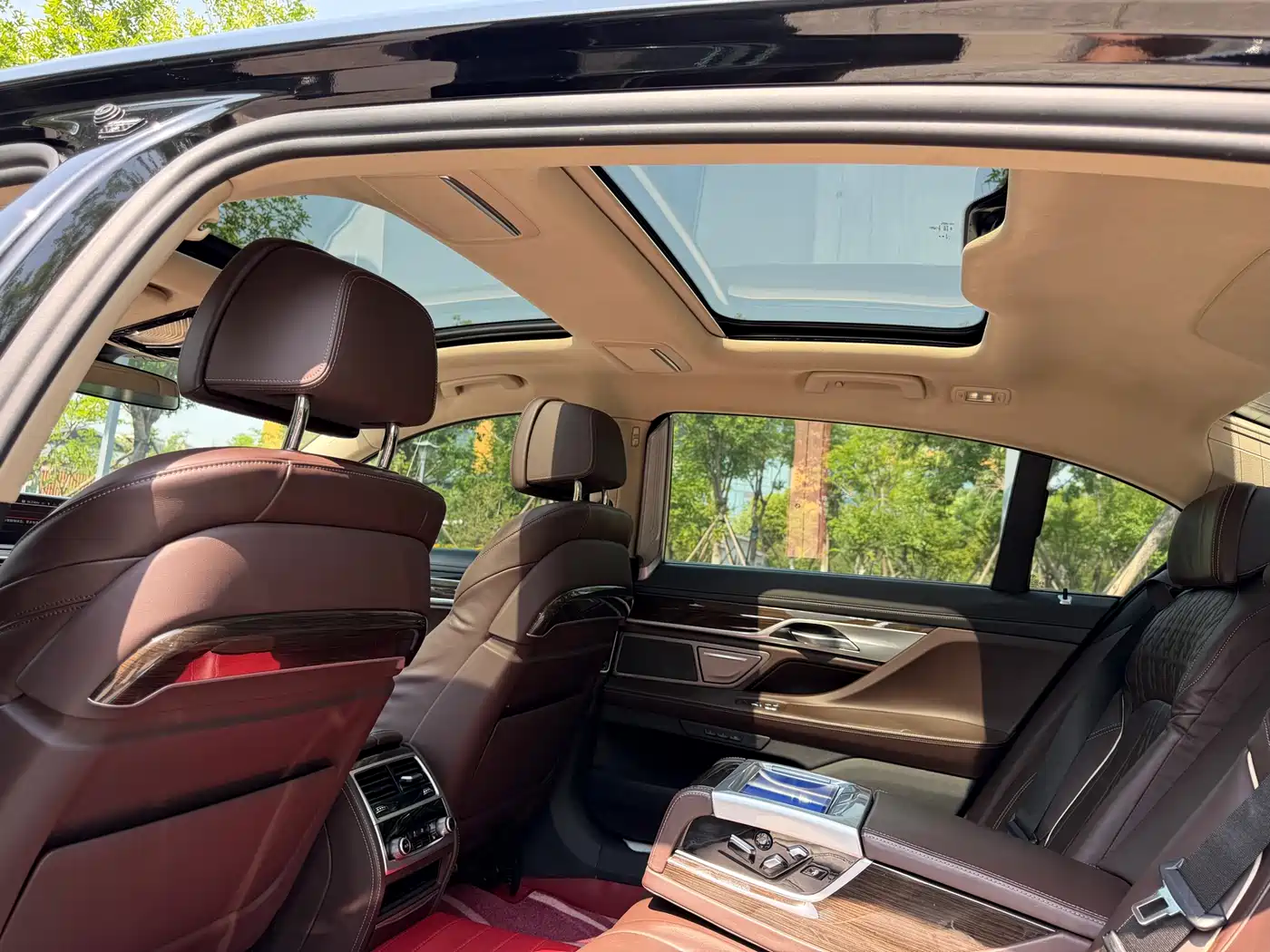 BMW 7 Series 2021 Model 730Li Luxury Package фото 9