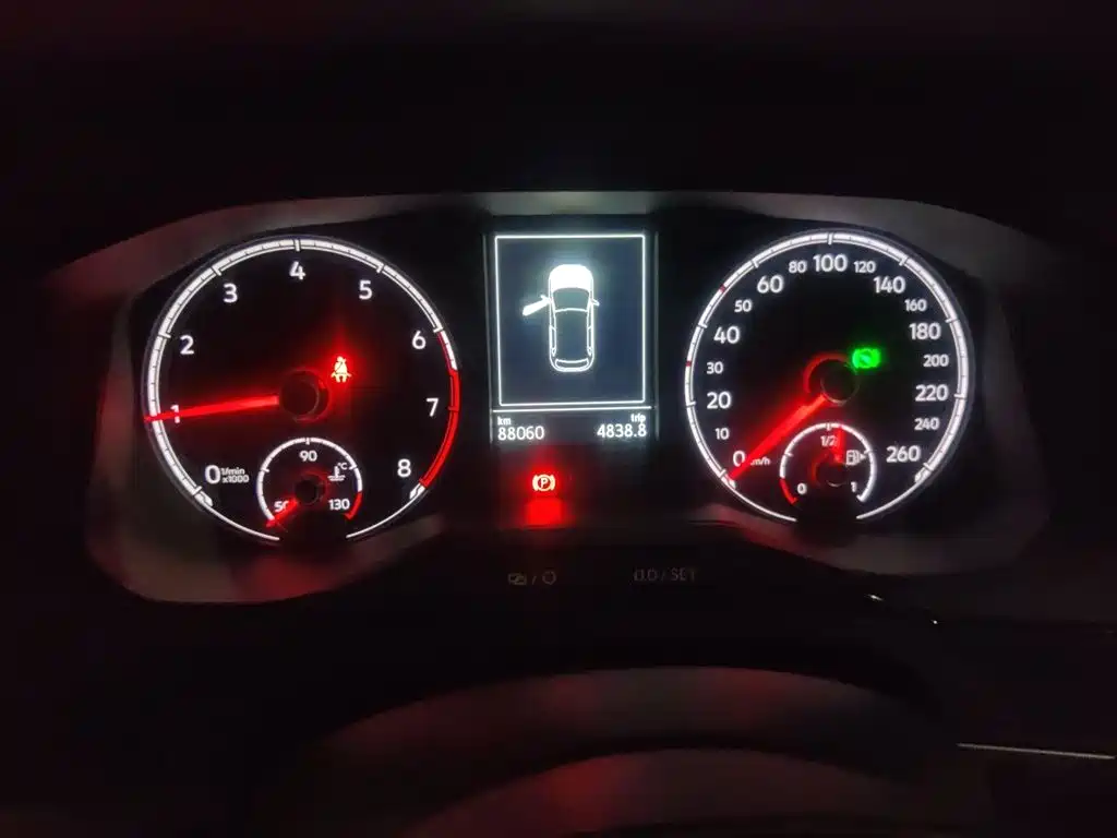 Volkswagen Polo 2019 Plus 1.5L Automatic Panorama Enjoyment Edition фото 7