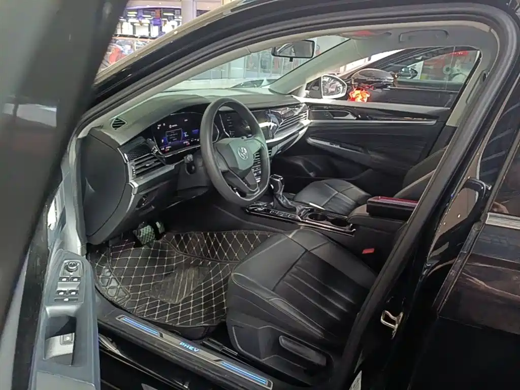 Volkswagen Passat New Energy 2022 430PHEV Hybrid Business Edition фото 15
