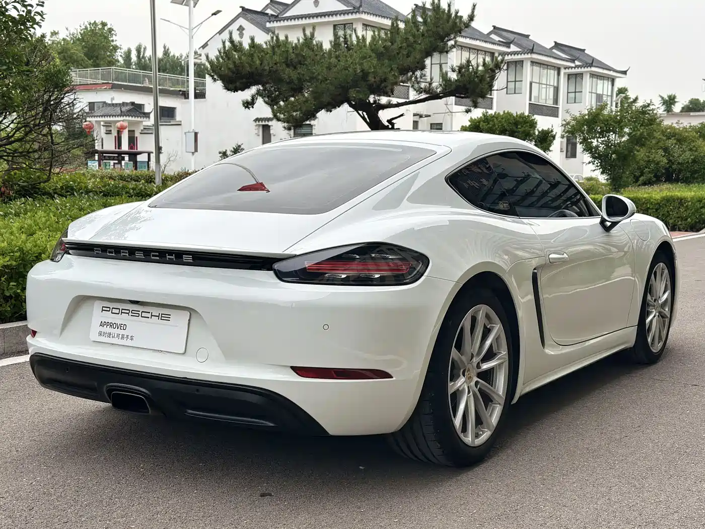 Porsche 718 2018 Cayman 2.0T фото 16
