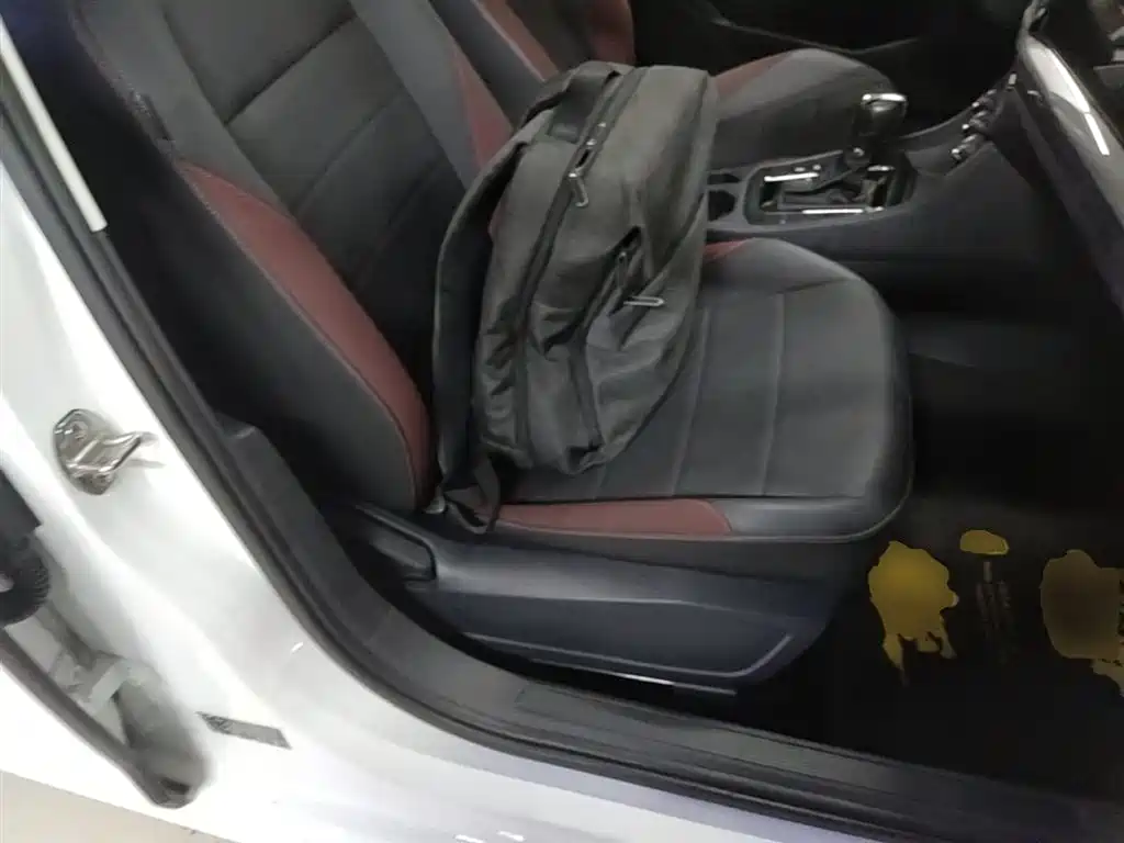 Volkswagen Bora 2019 Facelift 1.5L Automatic Comfort China VI фото 25