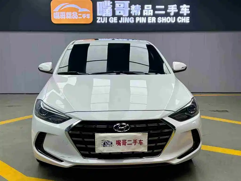 Hyundai Elantra 2020 1.4T DCT Dynamic·Vitality фото 2