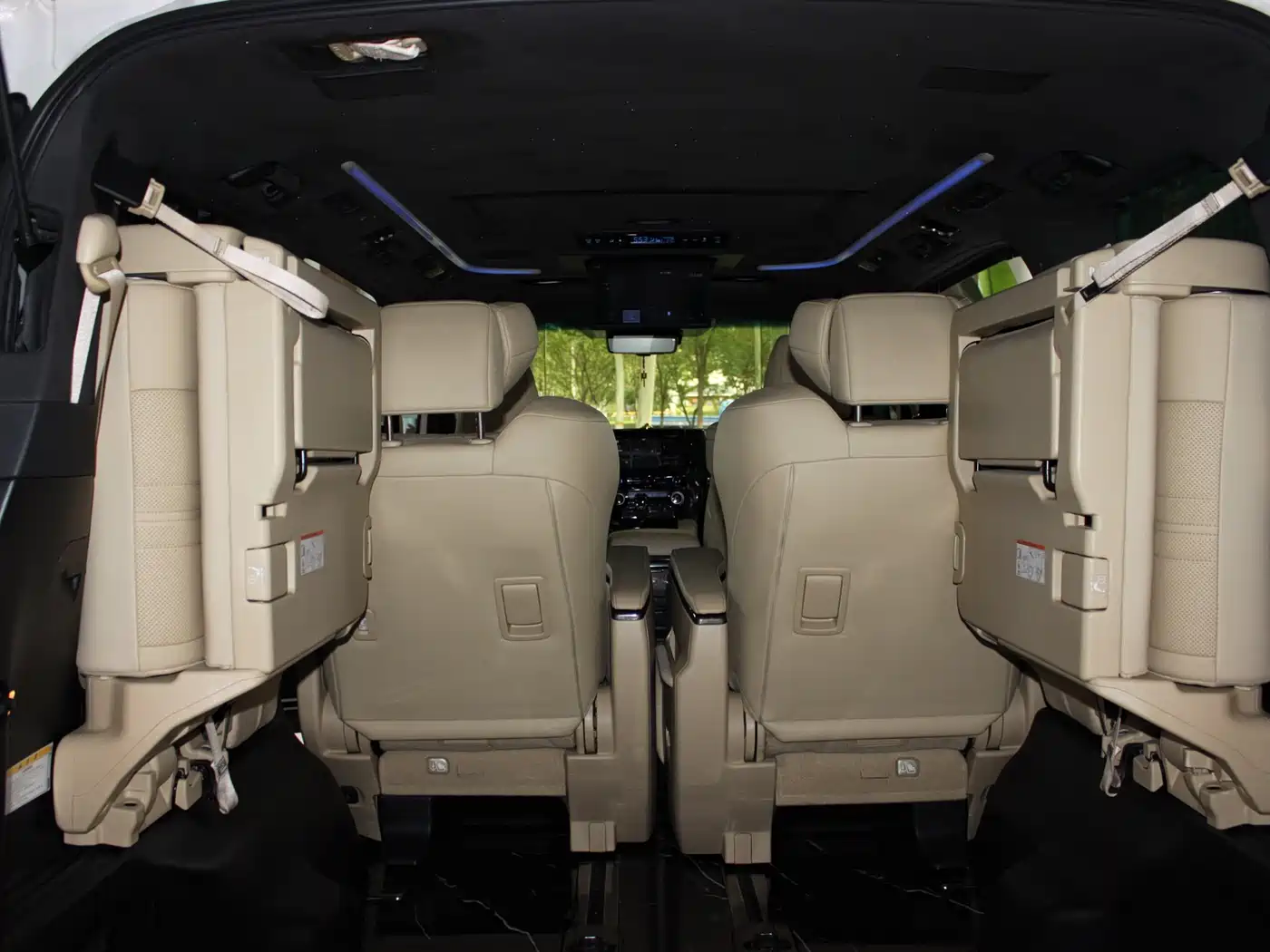 Toyota Alphard 2020 Hybrid 2.5L Premium Edition фото 19