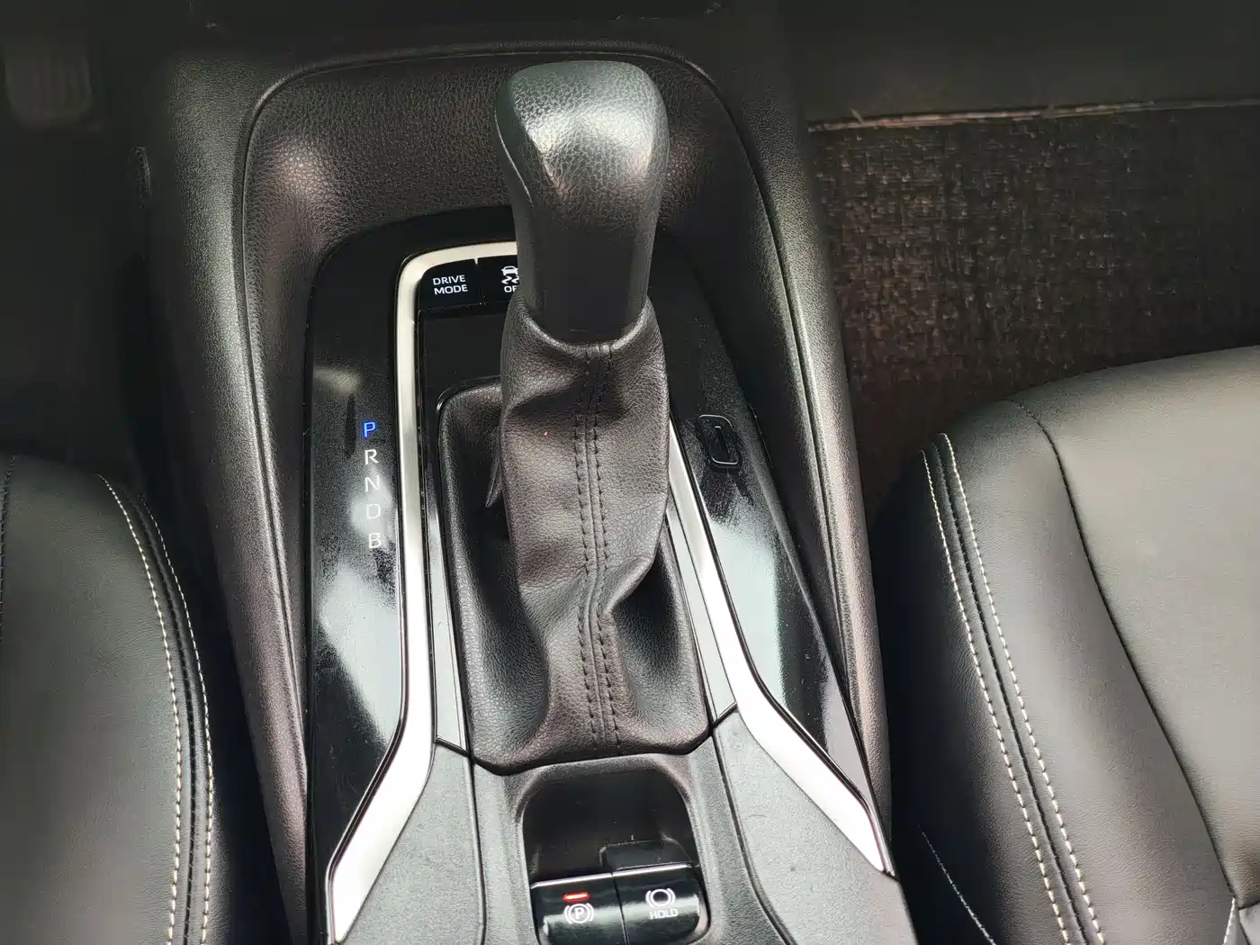 Toyota Levin 2019 Dual Engine 1.8H E-CVT Luxury Edition China V фото 20