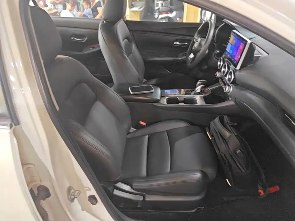 Фото 25 - Nissan Sylphy