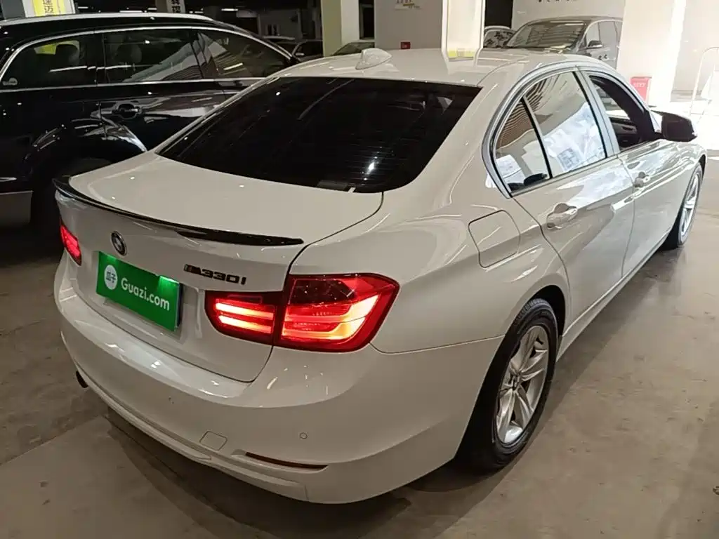 Фото 7 - BMW 3 Series