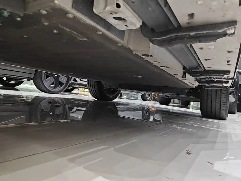 Photo 22 - iCAR V23