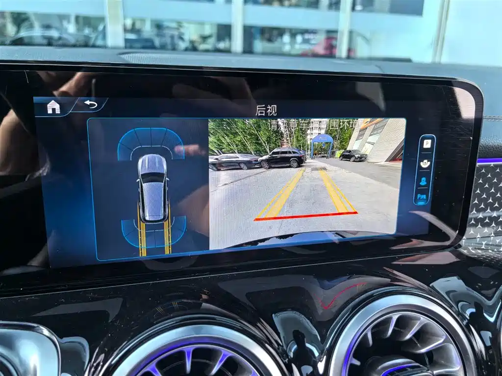 Mercedes-Benz GLB 2024 GLB 200 Dynamic фото 8