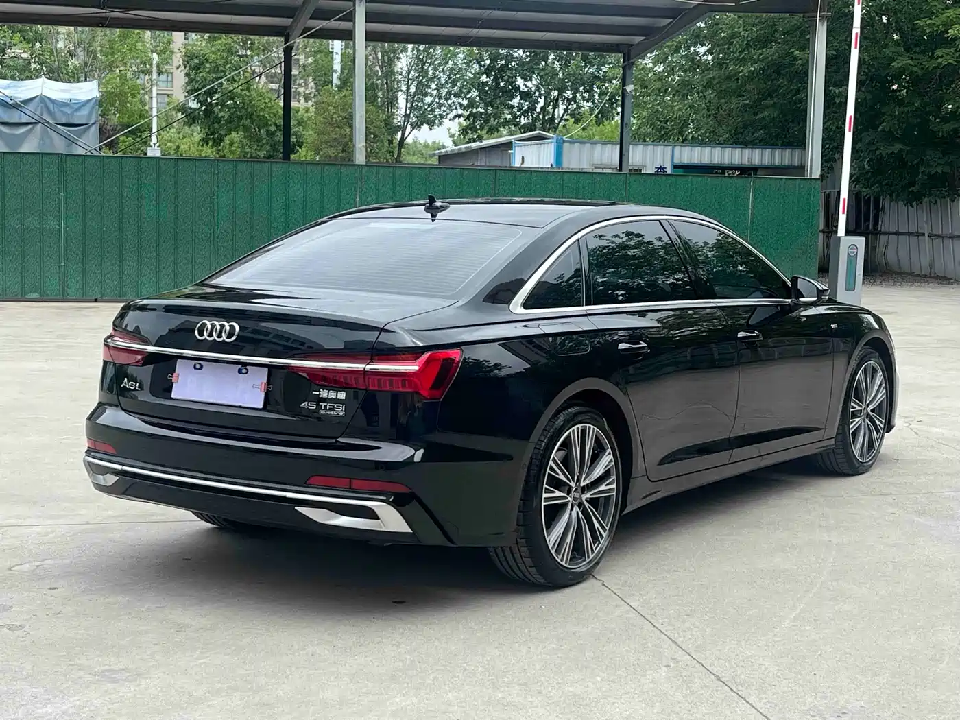 Audi A6L 2024 45 TFSI quattro Premium Dynamic фото 6