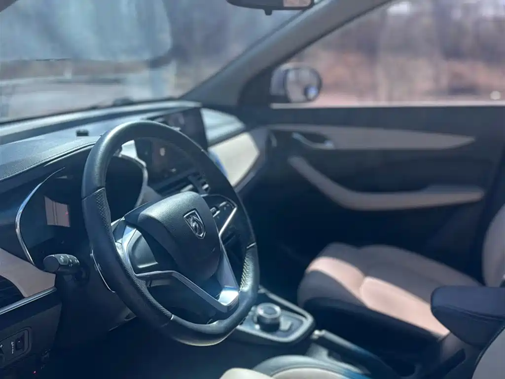 Baojun 360 2018 2018 1.5L Automatic Luxury (China V)