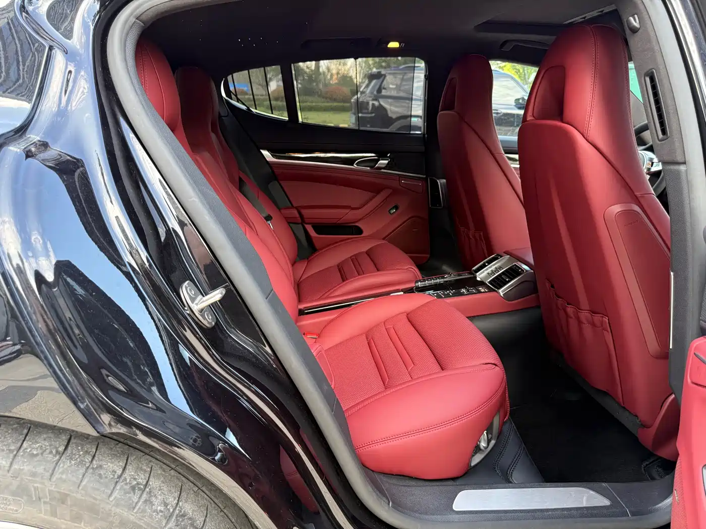 Porsche Panamera 2016 Panamera Edition 3.0T фото 9