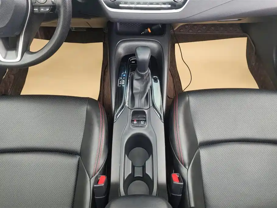 Toyota Levin 2019 185T CVT Luxury Edition China VI фото 16