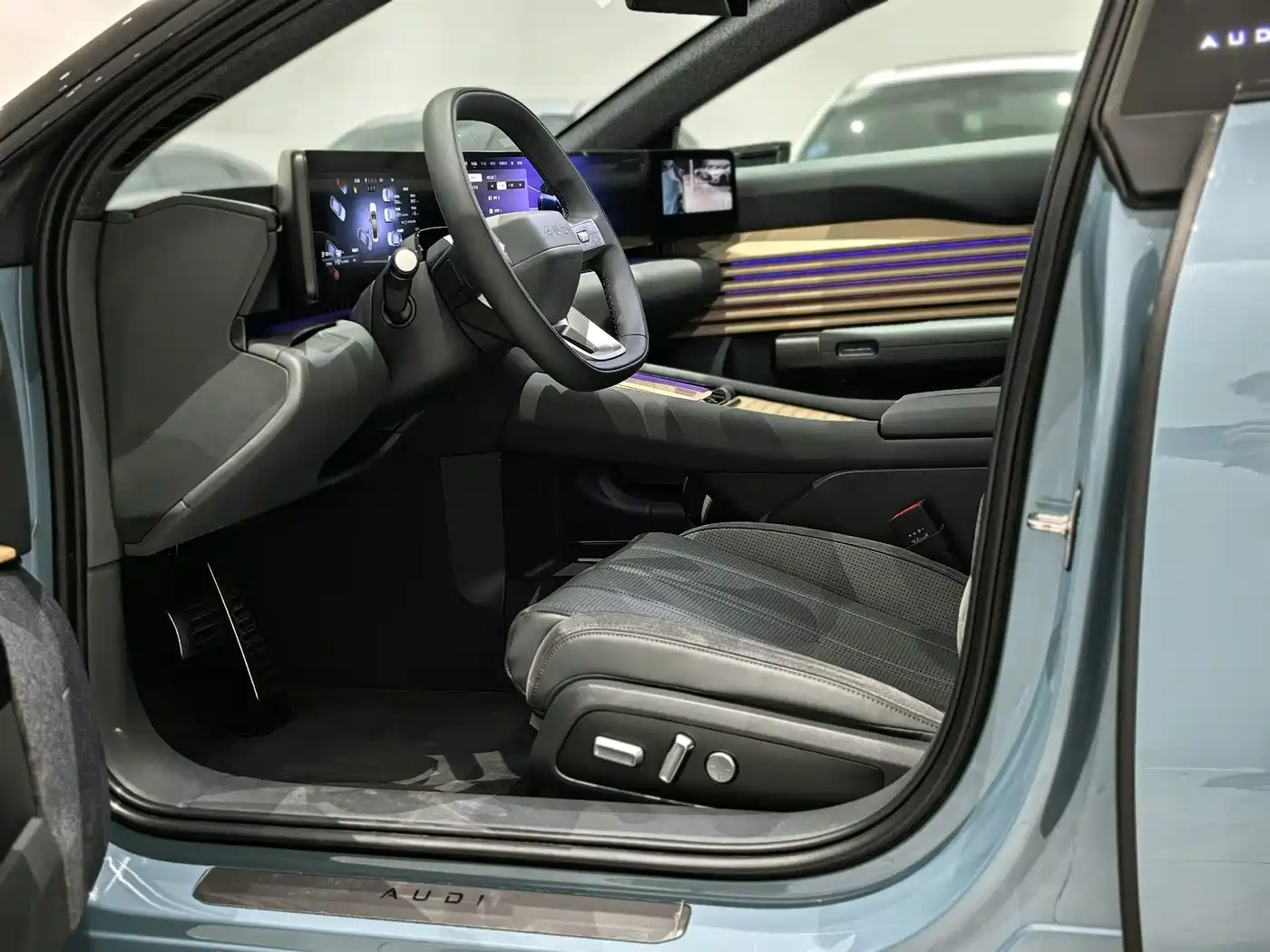 Audi E5 Sportback 2026 2025 300kw 2WD