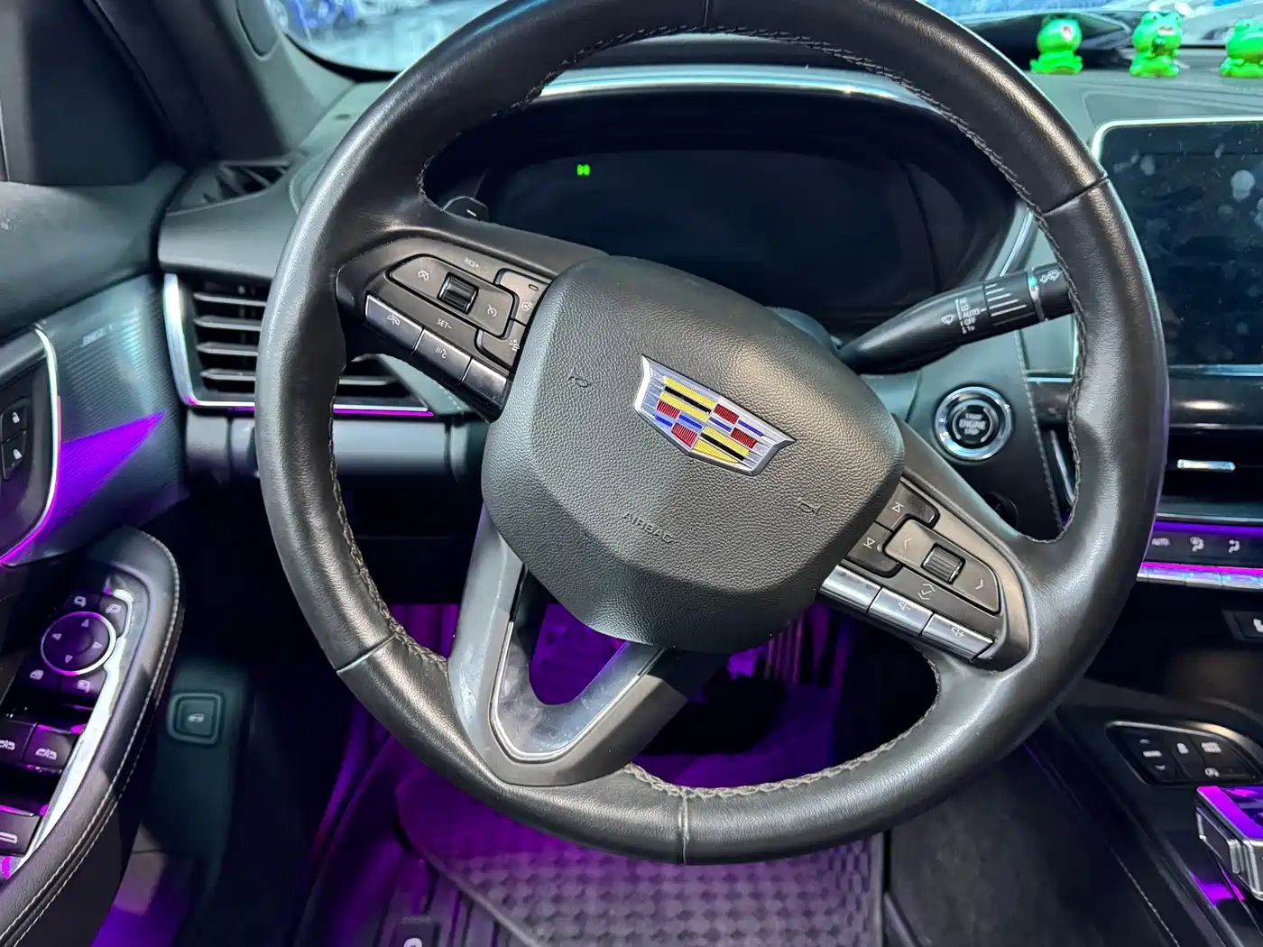 Фото 9 - Cadillac CT5