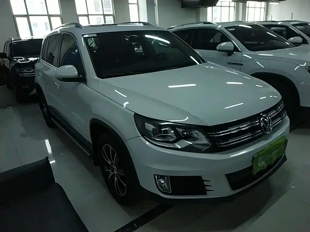 Volkswagen Tiguan 2013 1.8TSI Auto 4WD Luxury фото 4