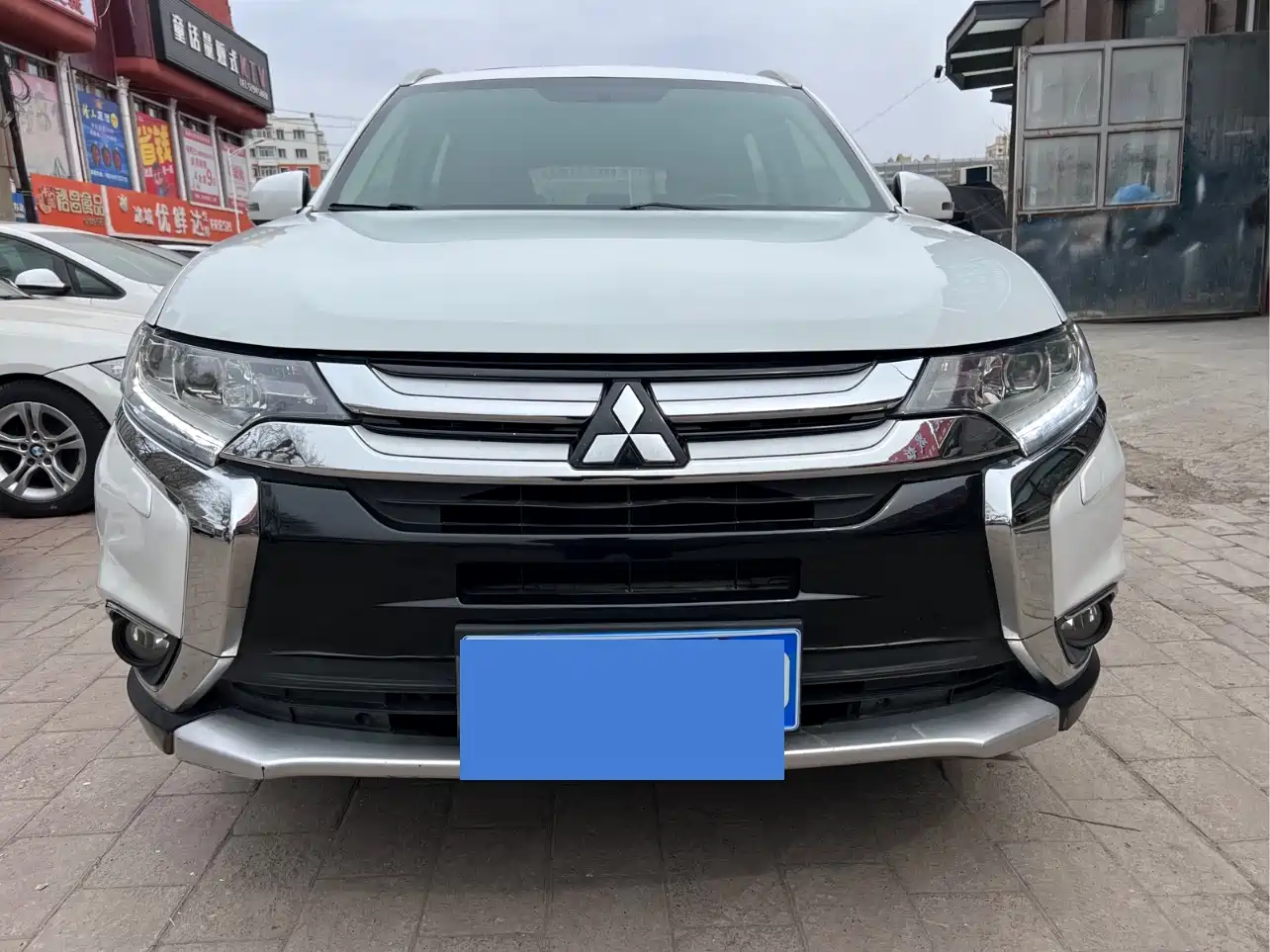 Mitsubishi Outlander 2017 2016 2.4L 4WD Elite Edition 5-seater