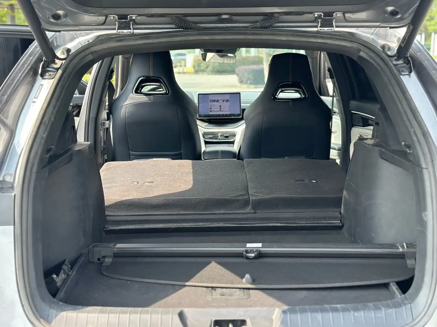 BYD Song PLUS PHEV 2023 Champion Edition DM-i 110KM Flagship фото 11