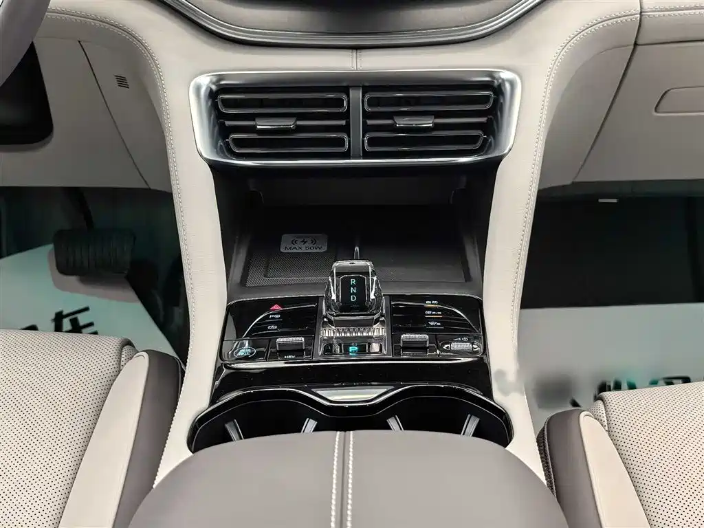 BYD Song PLUS PHEV 2025 DM-i Smart Driving Edition 112KM Honor фото 21