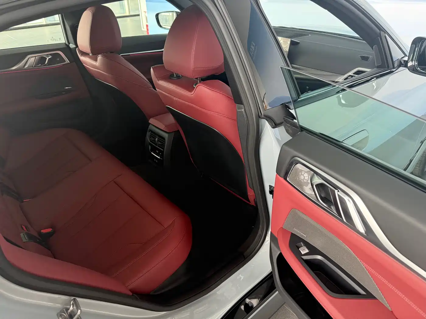 BMW 4 Series 2024 430i Gran Coupe M Sport Shadowline Package фото 21