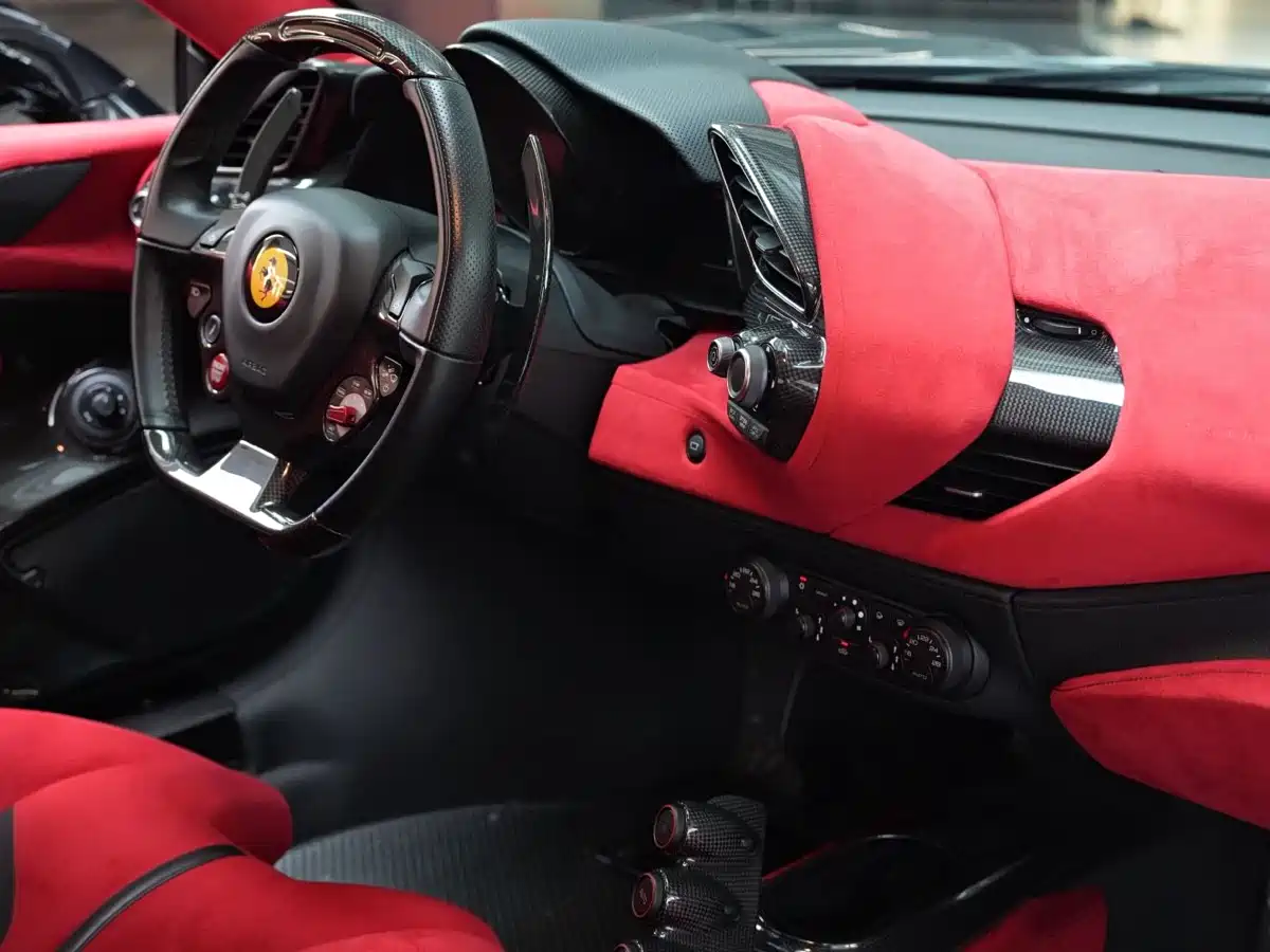 Ferrari 488 2019 2018 488 Pista