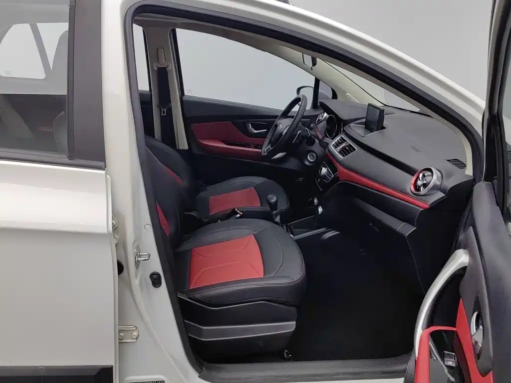 Haval H1 2017 2016 Facelift Blue Label 1.5L AMT Luxury