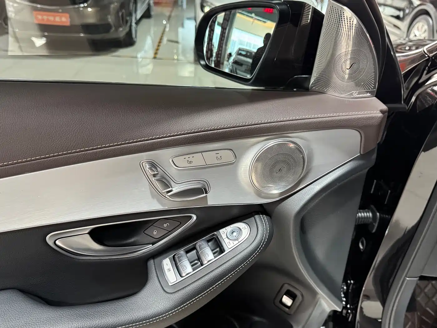 Mercedes-Benz GLC 2022 Model GLC 260 L 4MATIC Dynamic Edition фото 12