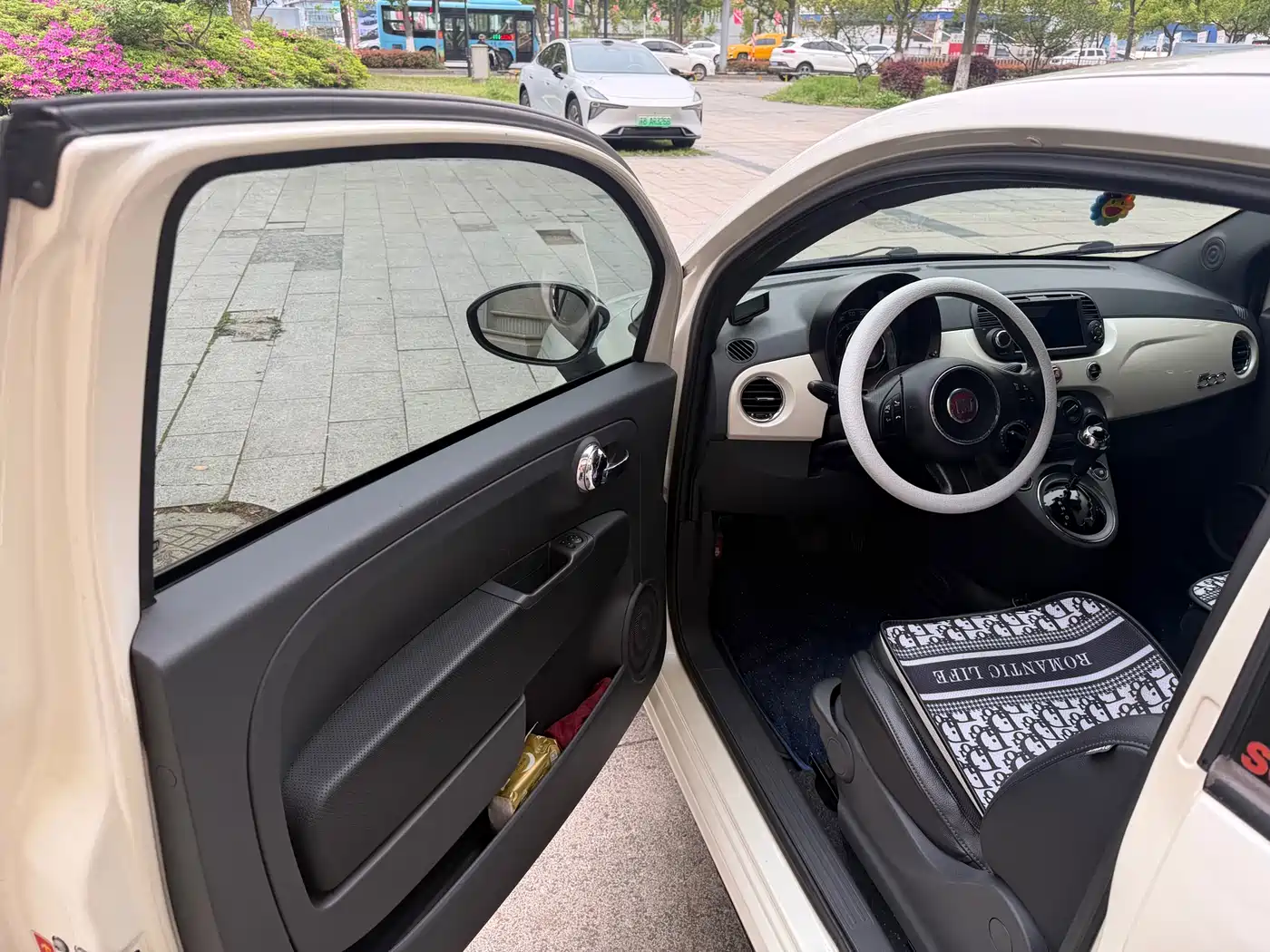 Fiat 500 2011 1.4L Sport Edition фото 9