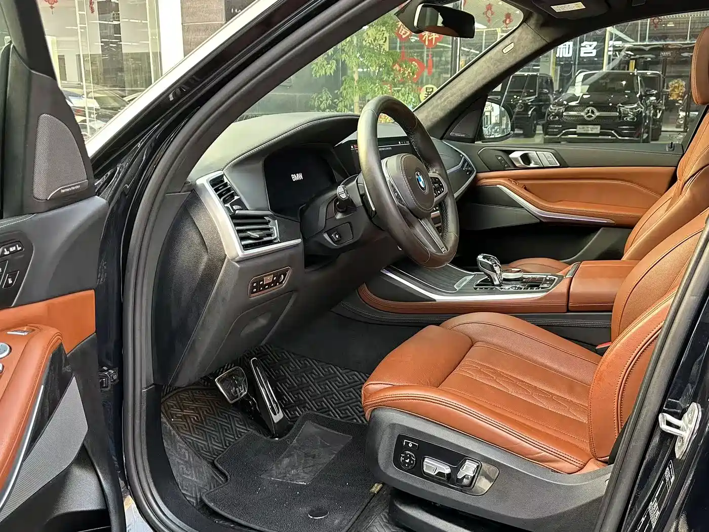 BMW X7 2020 xDrive40i Premium M Sport Package фото 5