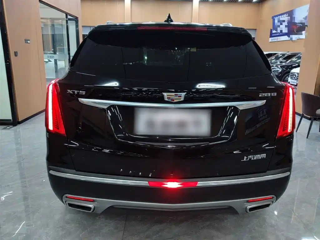 Cadillac XT5 2023 2.0T 2WD Fashion Edition фото 5