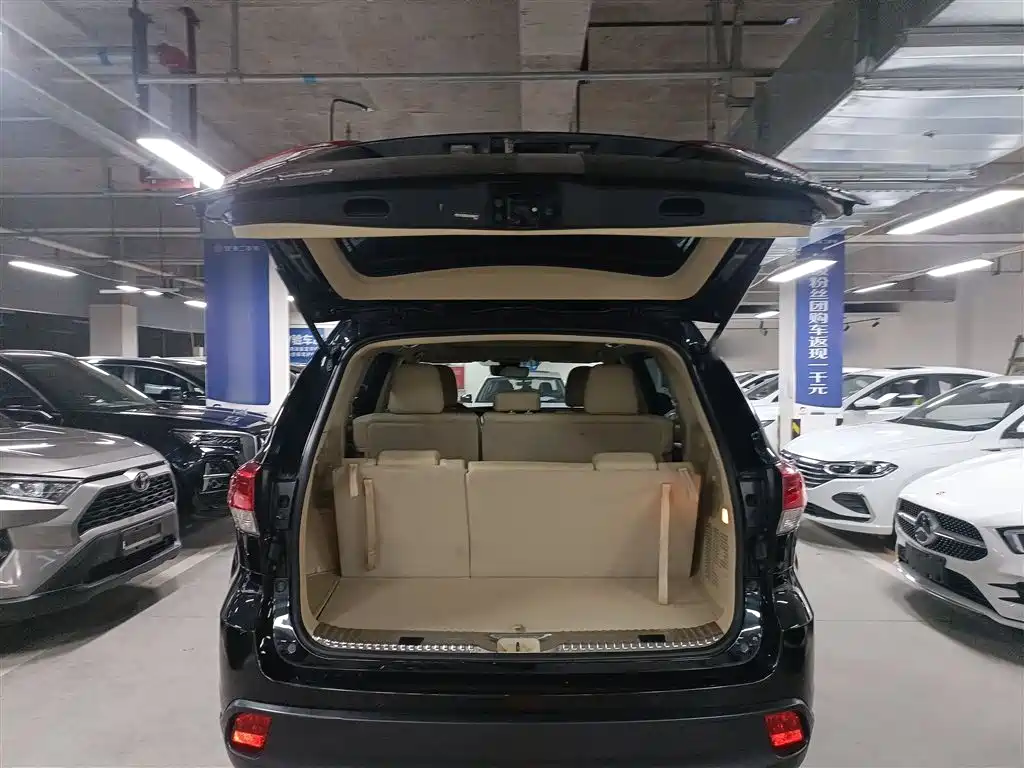 Toyota Highlander 2018 2.0T 4WD Luxury 7-seater China VI фото 16
