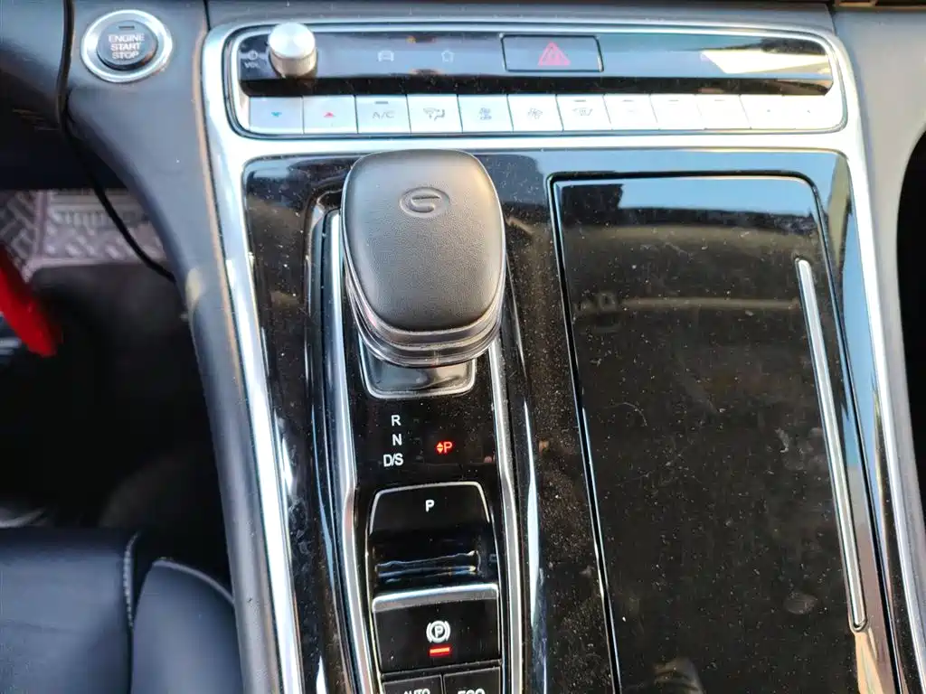 GAC Trumpchi Trumpchi M8 2023 Leading Series 390T Premium Edition фото 7