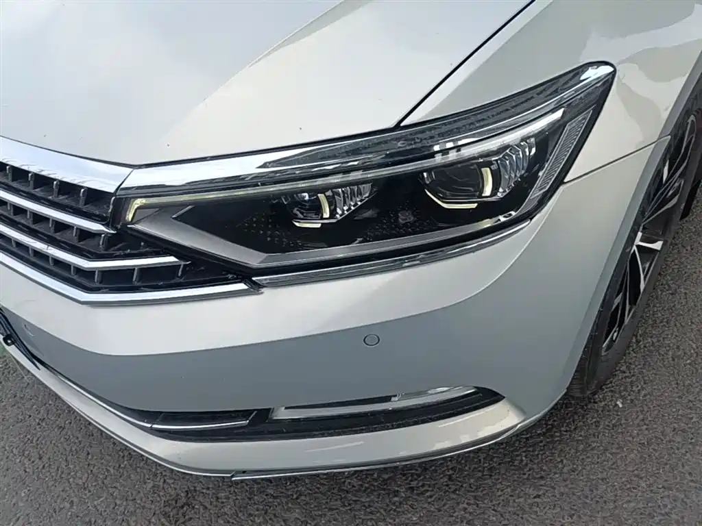 Volkswagen Magotan 2017 330TSI DSG Leading фото 24