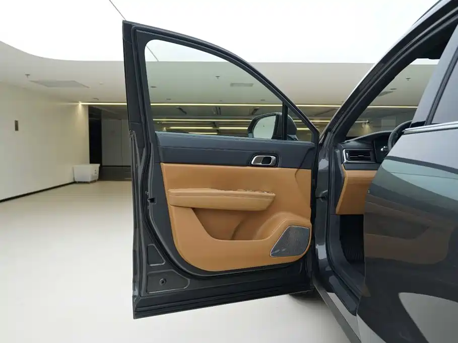 Li Auto Li ONE 2020 2020 Extended Range 6-seater