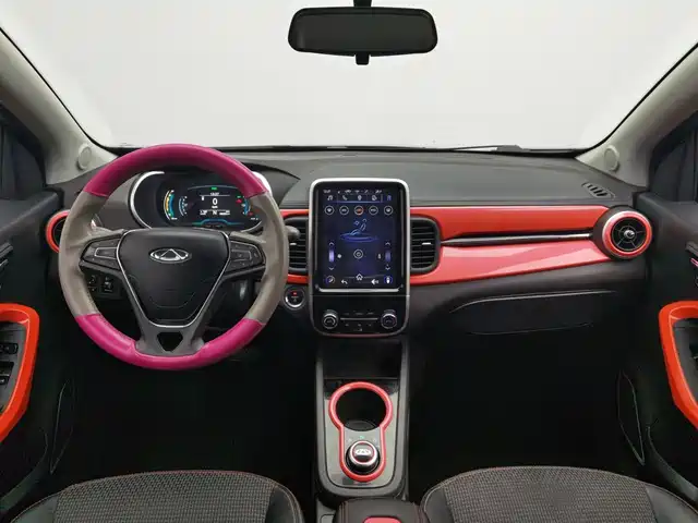 QQ New Energy Little Ant 2019 4-Seater Smart Enjoy Edition 35kWh — фото 5
