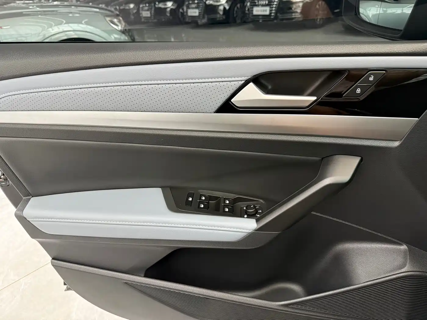 Volkswagen Lavida 2023 280TSI DSG Starlight Comfort Edition фото 18