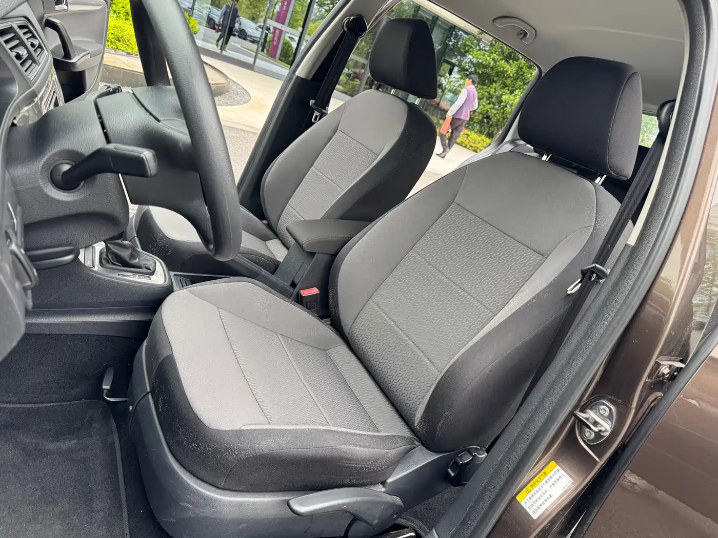 Volkswagen Lavida Tour 2013 1.6L Automatic Trend Style фото 17