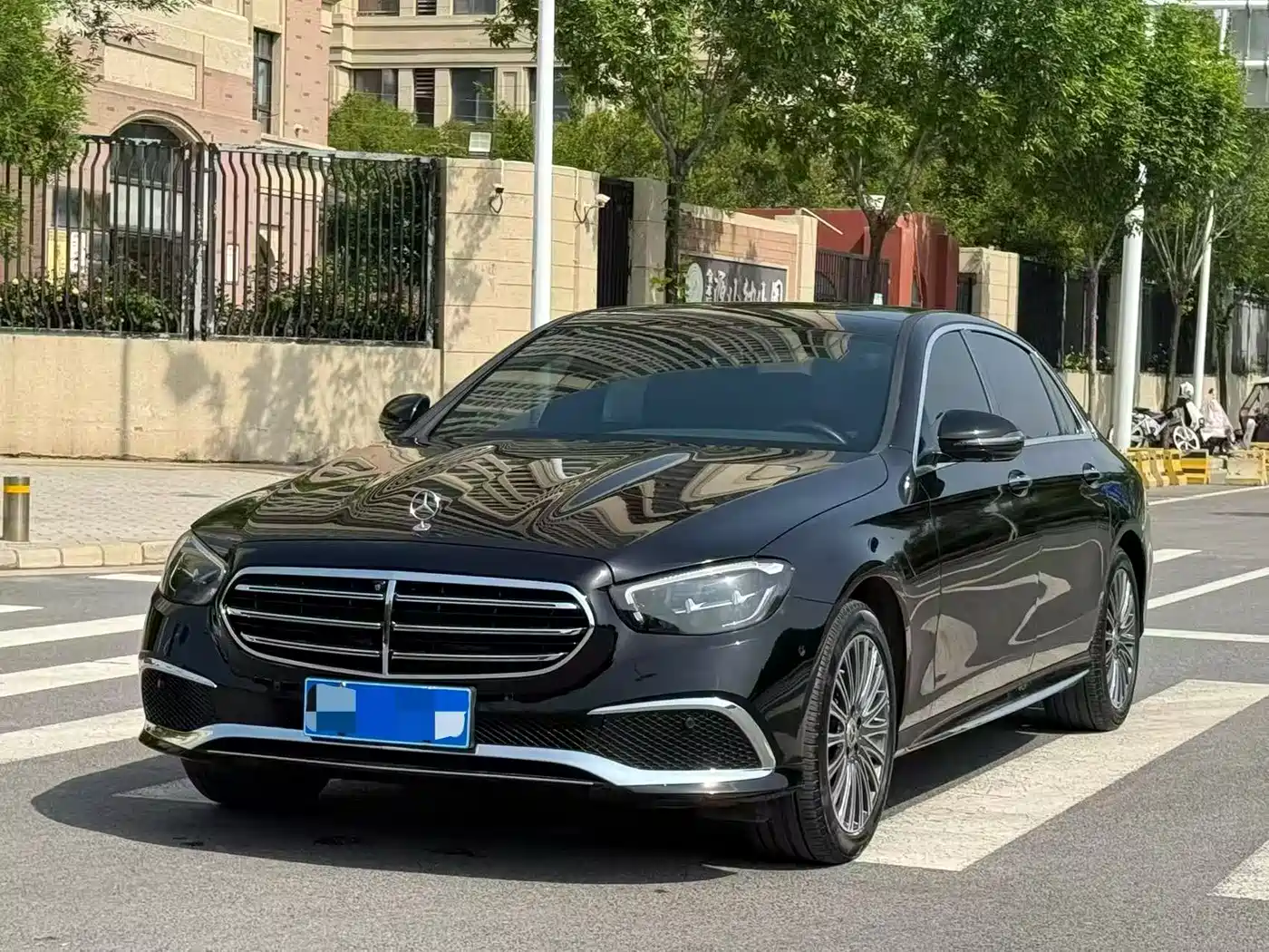 Mercedes-Benz E-Class 2021 E 300 L Luxury