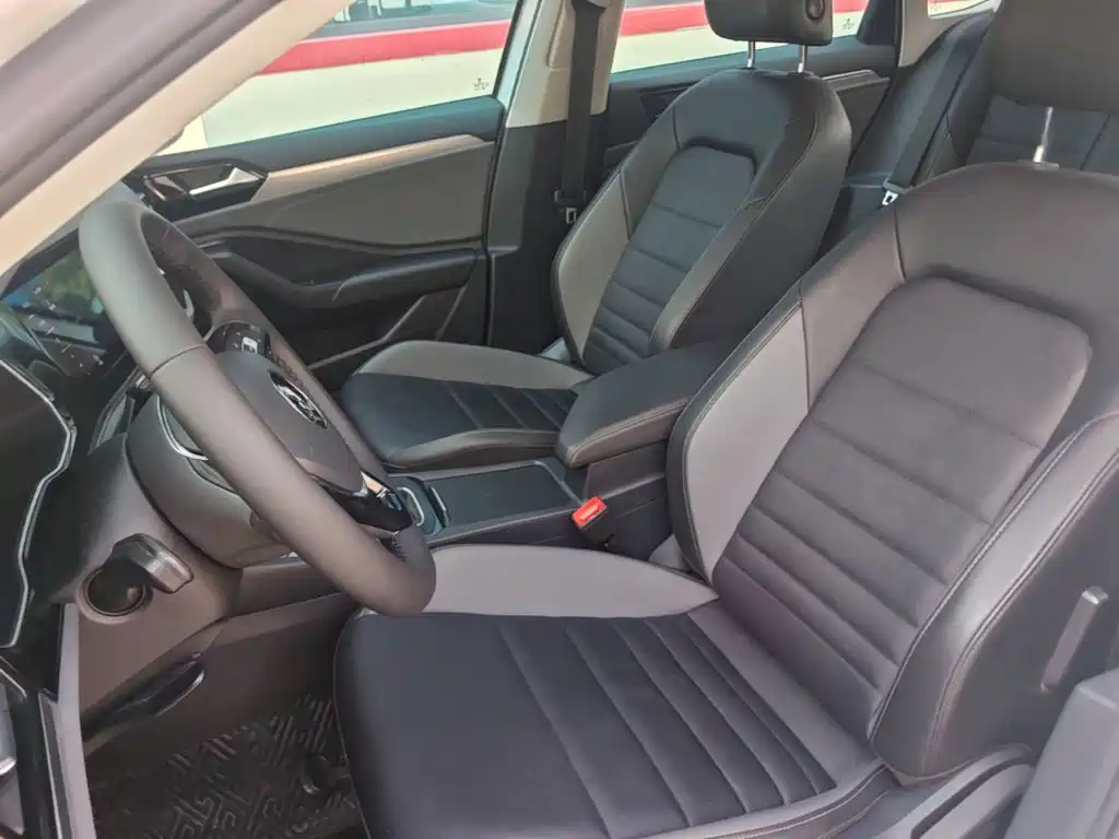 Volkswagen Sagitar, миниатюра 15