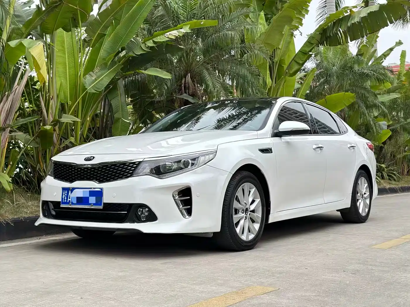 KIA K5