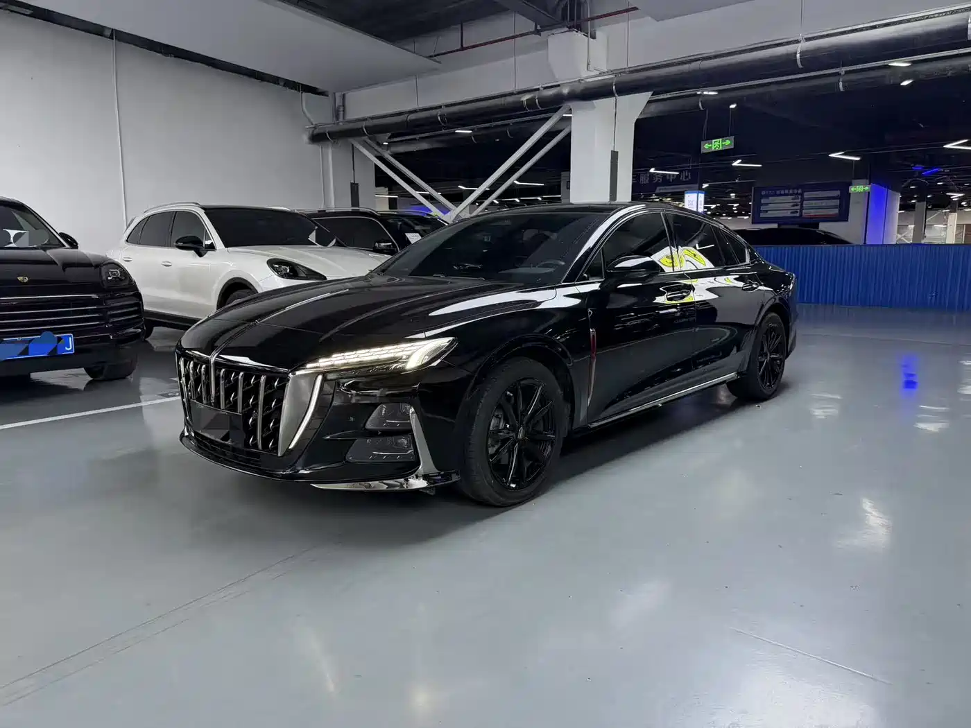 Hongqi H6 2024 Model 2.0T Fashion Edition