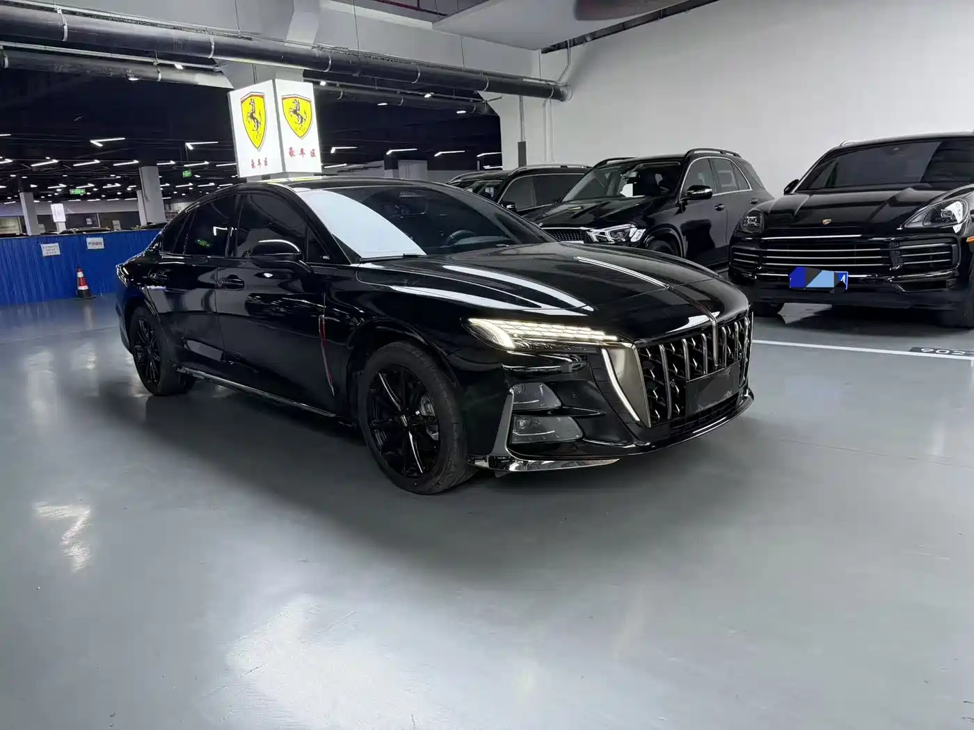 Hongqi H6 2024 Model 2.0T Fashion Edition фото 3