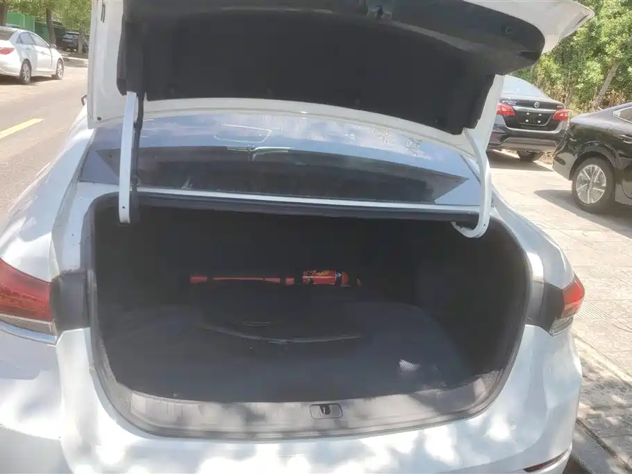Buick Excelle 2021 Facelift Exemplar 1.5L Auto Elite фото 4