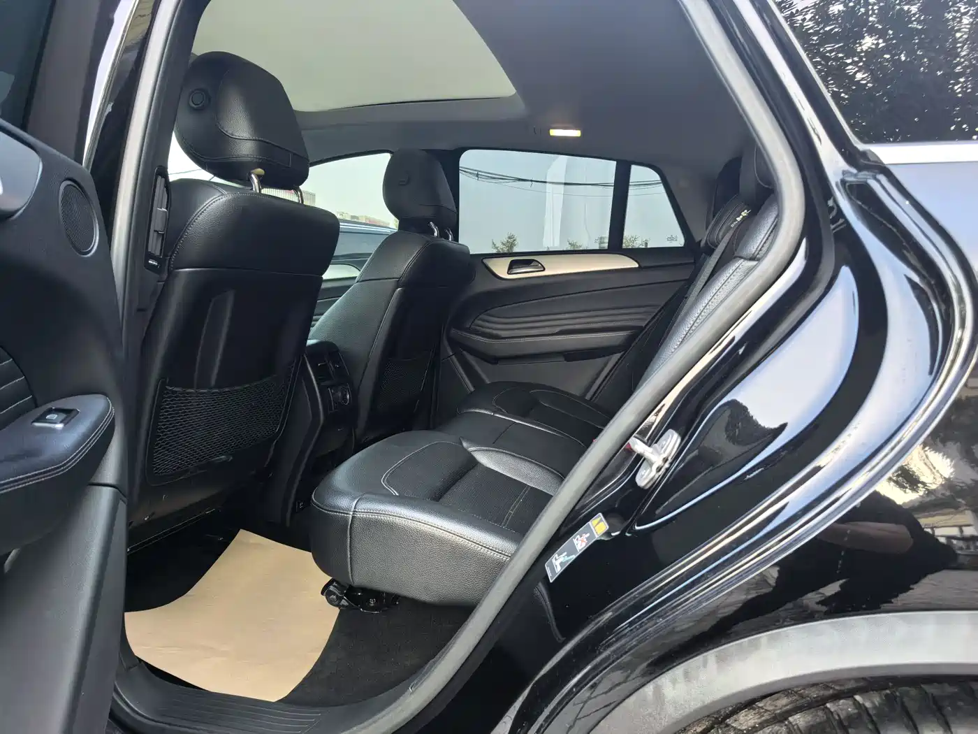 Mercedes-Benz GLE Coupe 2015 GLE 400 4MATIC Coupe SUV фото 12
