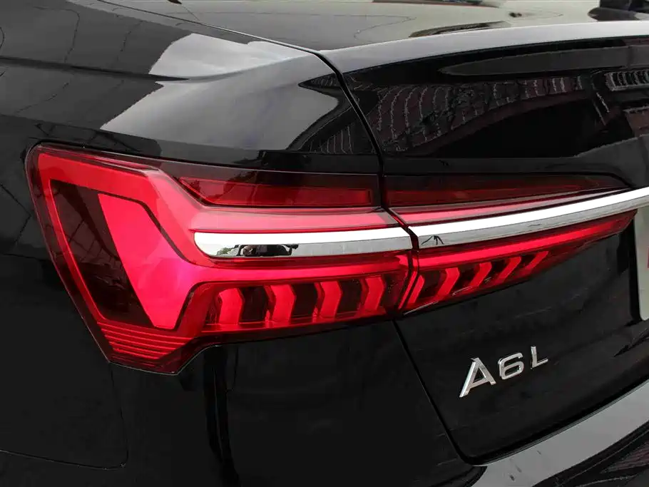 Audi A6L 2023 45 TFSI quattro Premium Dynamic фото 10