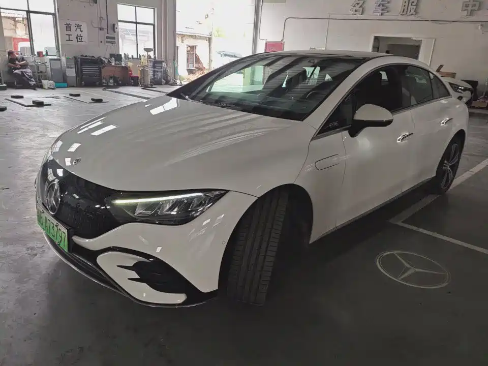 Mercedes-Benz EQE 2022 350 Luxury Edition
