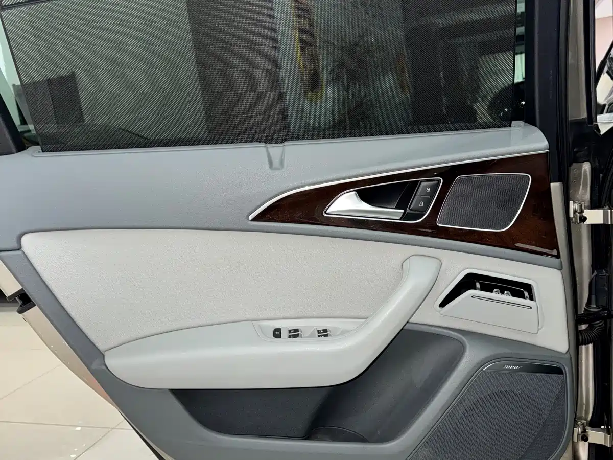 Audi A6L 2012 30 FSI Luxury фото 24