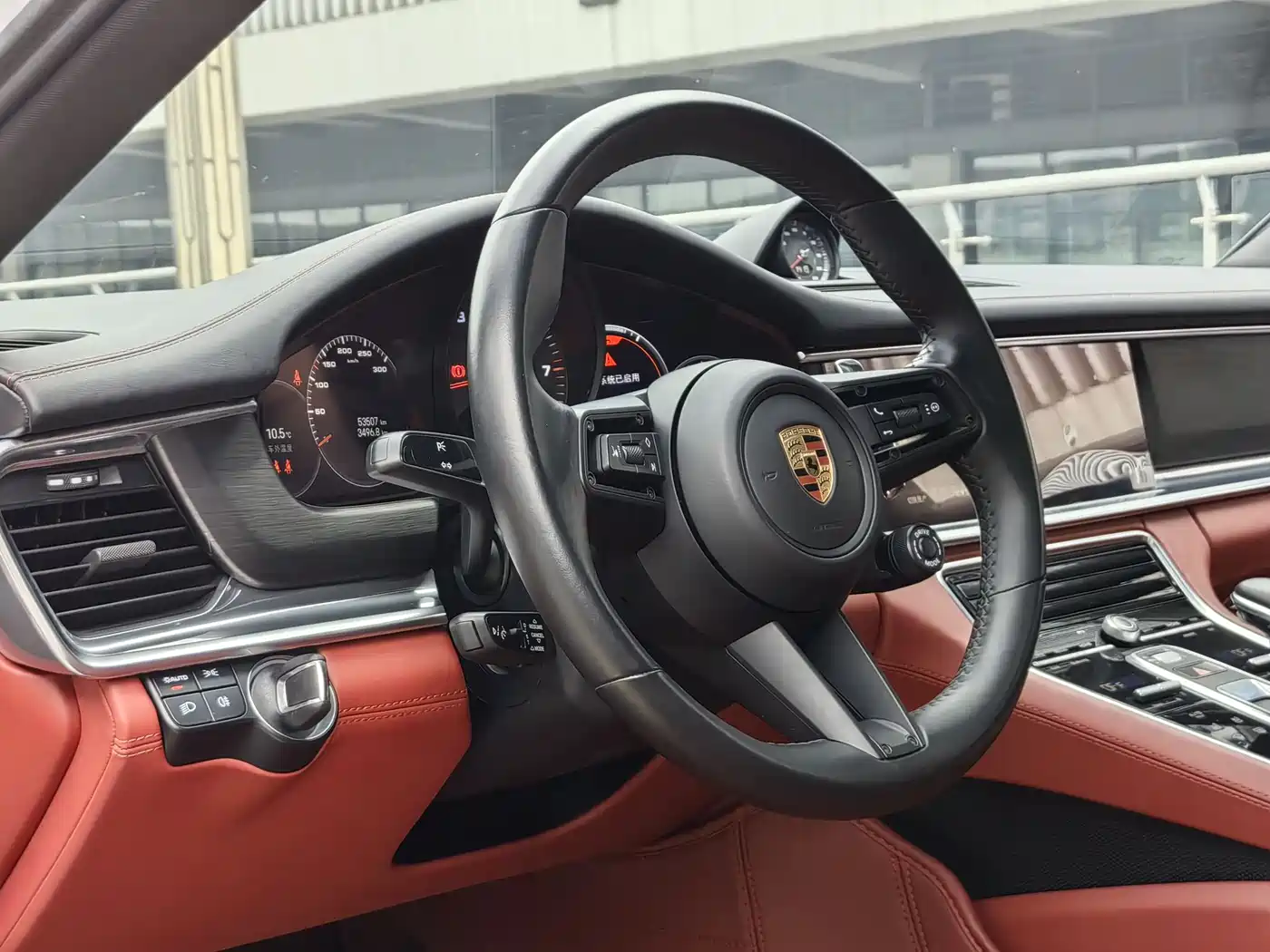 Porsche Panamera 2023 Facelift Panamera 4 Executive Long Wheelbase Platinum Edition 2.9T фото 13
